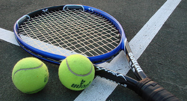 Соревнования по большому теннису: памятка молодого игрока